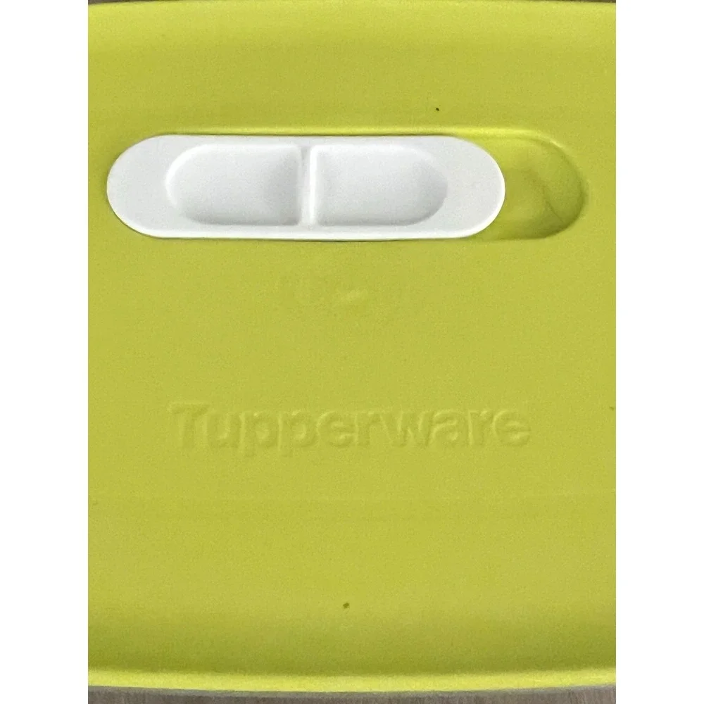 Tupperware‎ #7286B-2 Fridgesmart Storage Container 1.8 L (1-3/4 qt) W/ Lid VGC
